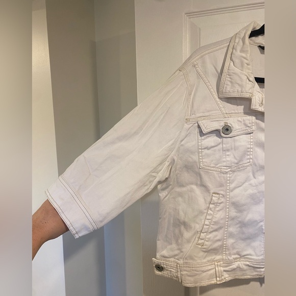 MXM Womens Plus White Denim Jacket with 3/4 Sleeves - Picture 4 of 8